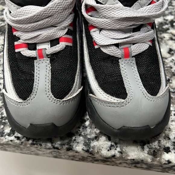 Airmax nike  infant 8c black red gray - Picture 9 of 11